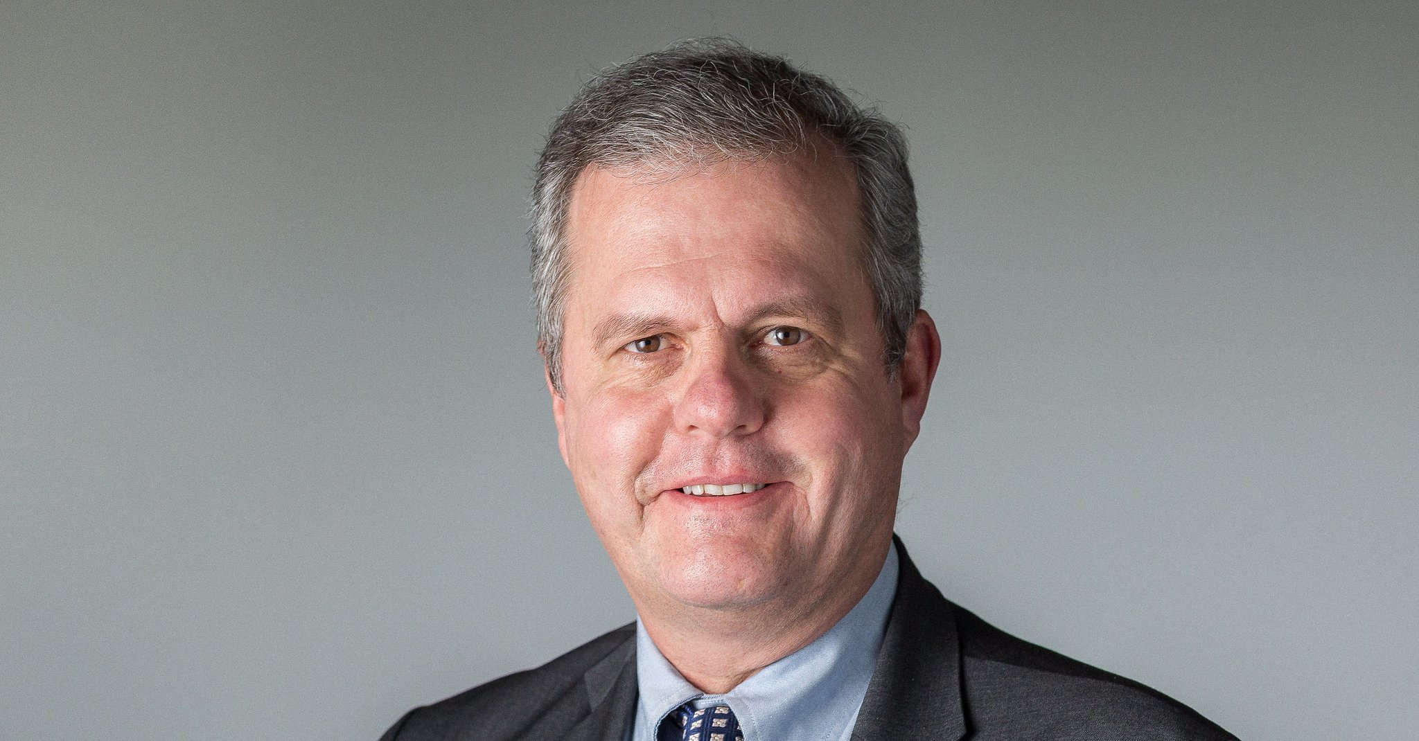 Mark Robinson, director ejecutivo de EITI, destaca la labor de Colombia en el cumplimiento del estándar